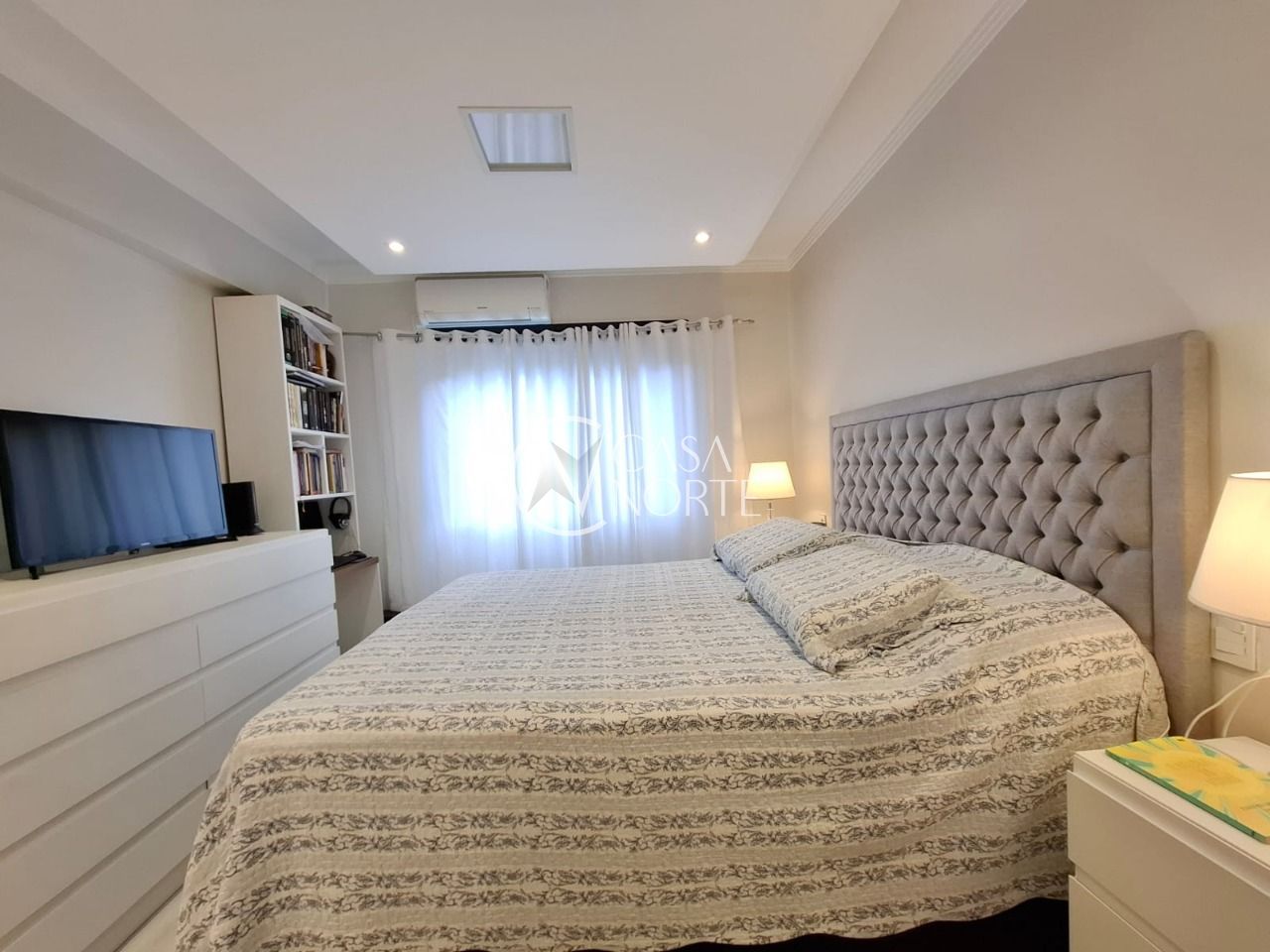 Apartamento à venda com 3 quartos, 73m², 1 suíte, 1 vaga, Rua Doutor Pereira Neto no bairro Tristeza em Porto Alegre