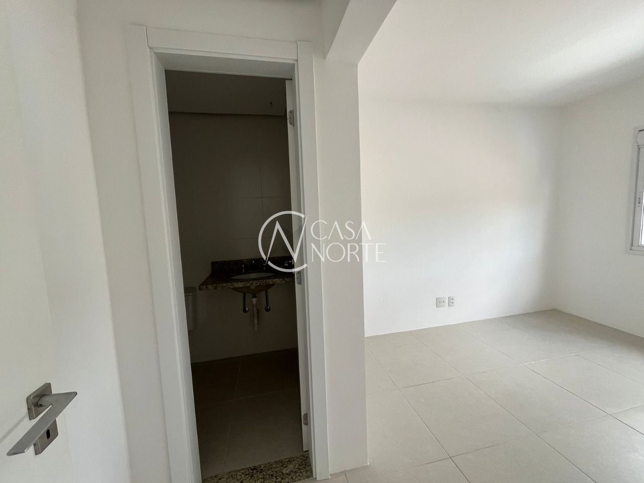 Apartamento à venda com 2 quartos, 74m², 1 suíte, 2 vagas, Rua Landel de Moura no bairro Tristeza em Porto Alegre