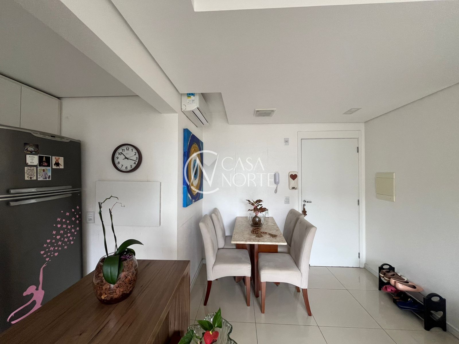 Apartamento à venda com 2 quartos, 60m², 1 suíte, 1 vaga, Estrada João Salomoni no bairro Vila Nova em Porto Alegre