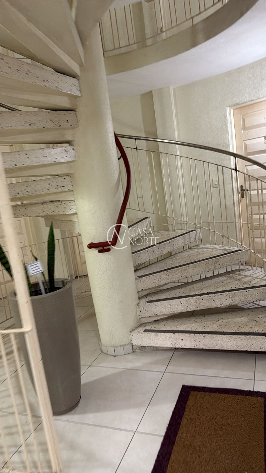 Apartamento à venda com 1 quarto, 53m², 1 vaga, Rua Banco da Província no bairro Santa Tereza em Porto Alegre