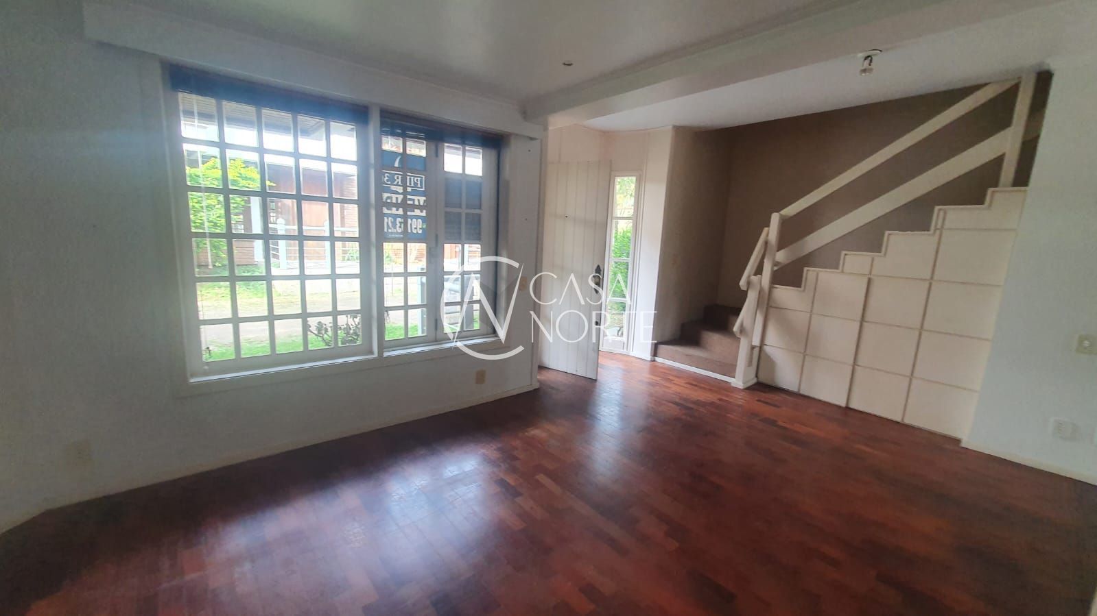 Casa de Condomínio à venda com 3 quartos, 135m², 1 suíte, 2 vagas, Avenida Cavalhada no bairro Cavalhada em Porto Alegre