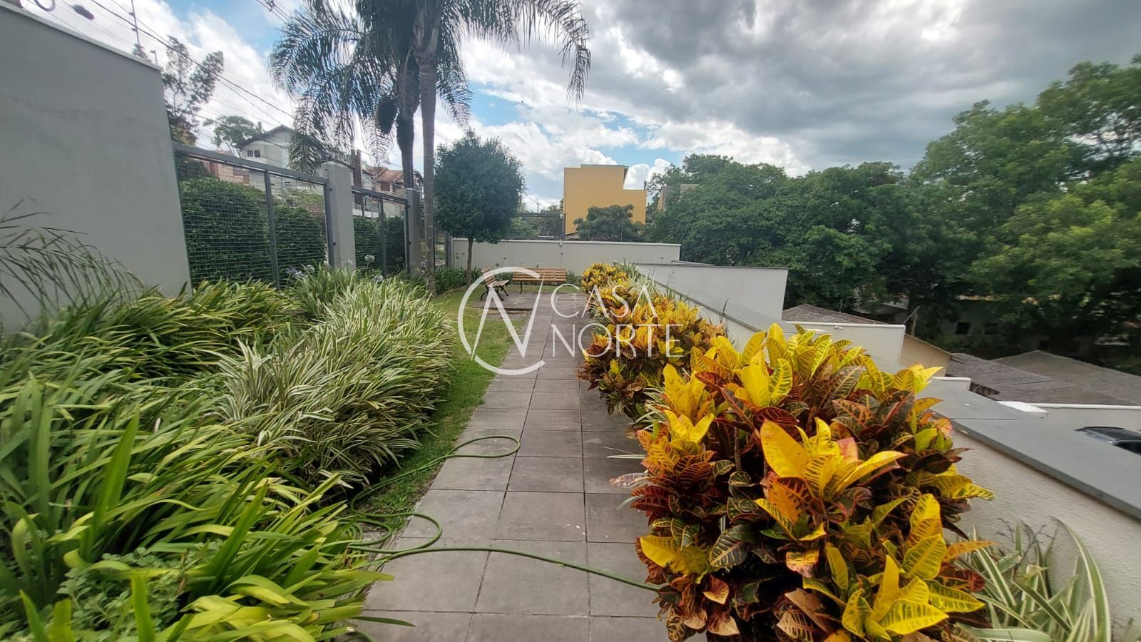 Apartamento à venda com 2 quartos, 54m², 1 vaga, Rua General Rondon no bairro Tristeza em Porto Alegre