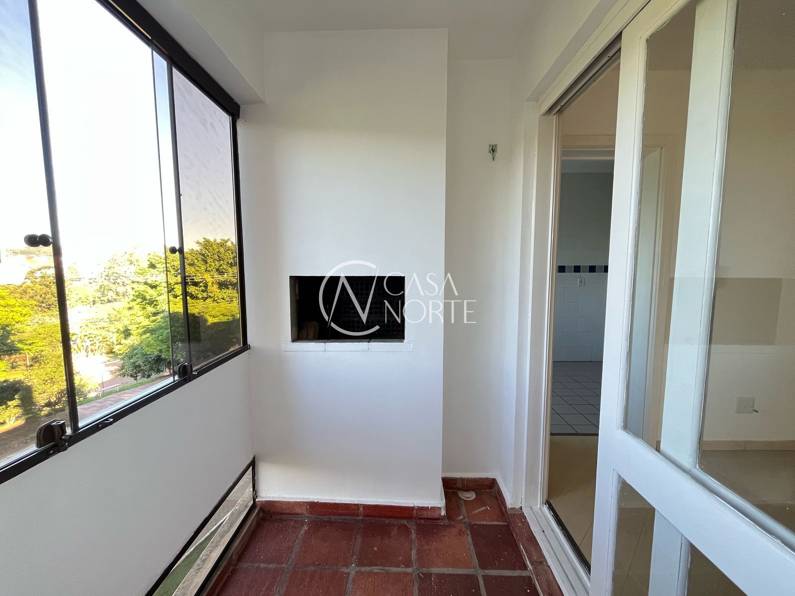 Apartamento à venda com 2 quartos, 57m², 1 vaga, Cavalhada no bairro Vila Nova em Porto Alegre