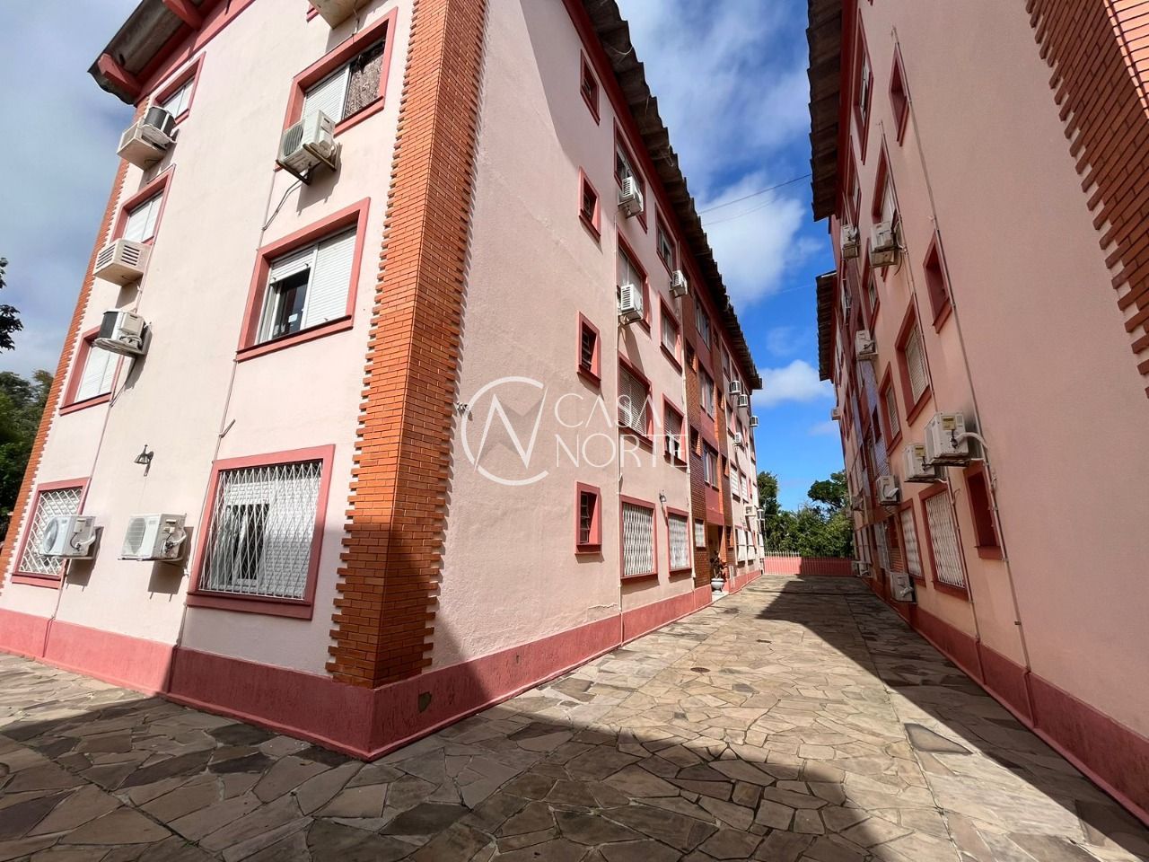 Apartamento à venda com 2 quartos, 60m², 1 vaga, Rua Silverio Souto no bairro Teresópolis em Porto Alegre