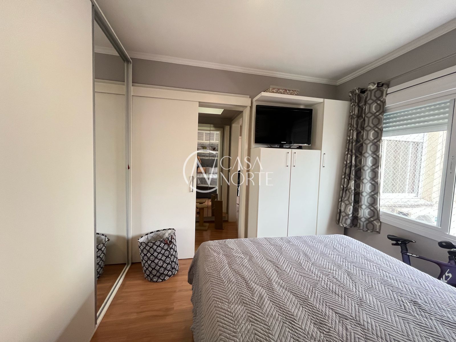 Apartamento à venda com 1 quarto, 42m², 1 vaga, Rua São Luís no bairro Santana em Porto Alegre