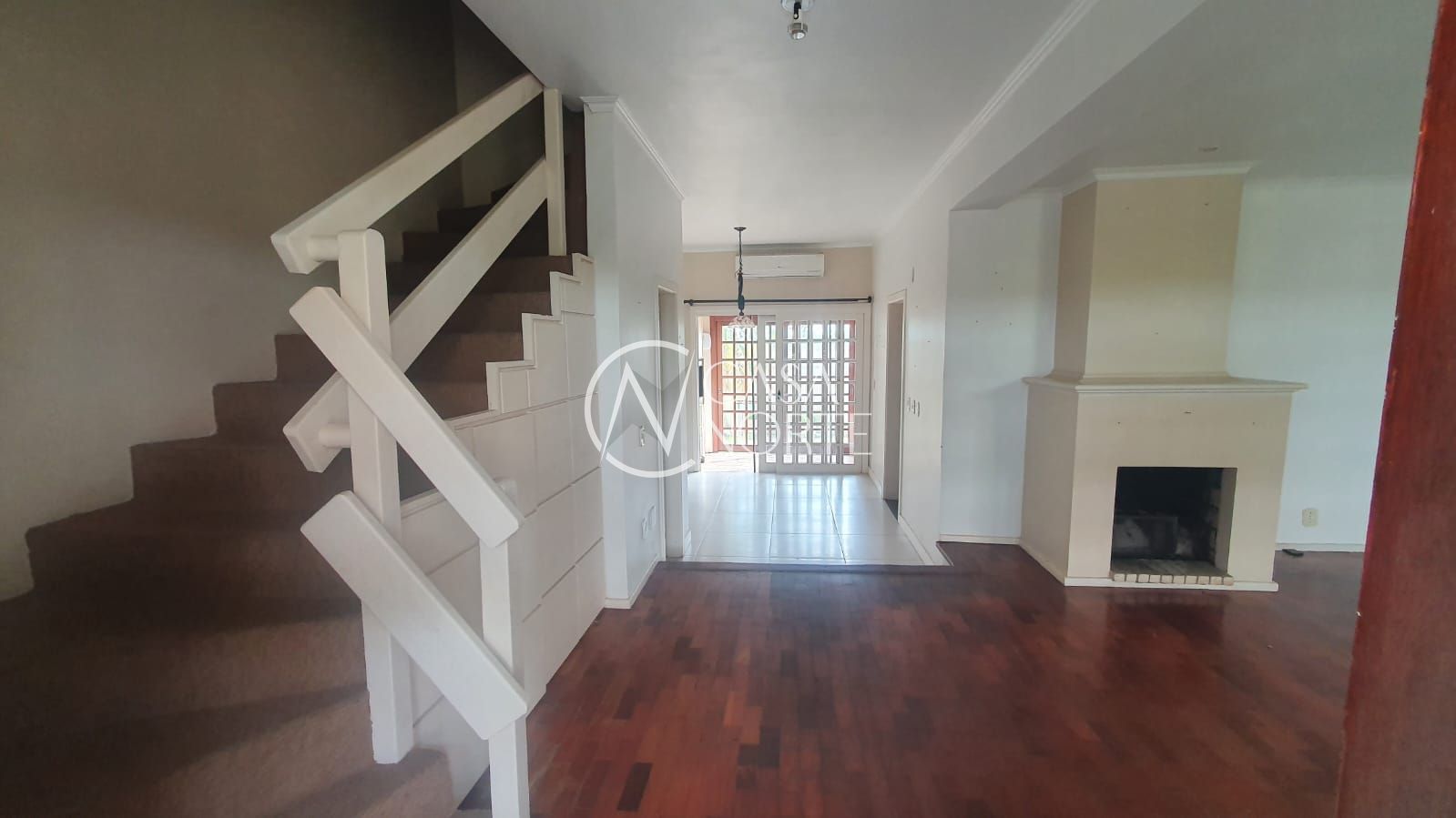 Casa de Condomínio à venda com 3 quartos, 135m², 1 suíte, 2 vagas, Avenida Cavalhada no bairro Cavalhada em Porto Alegre