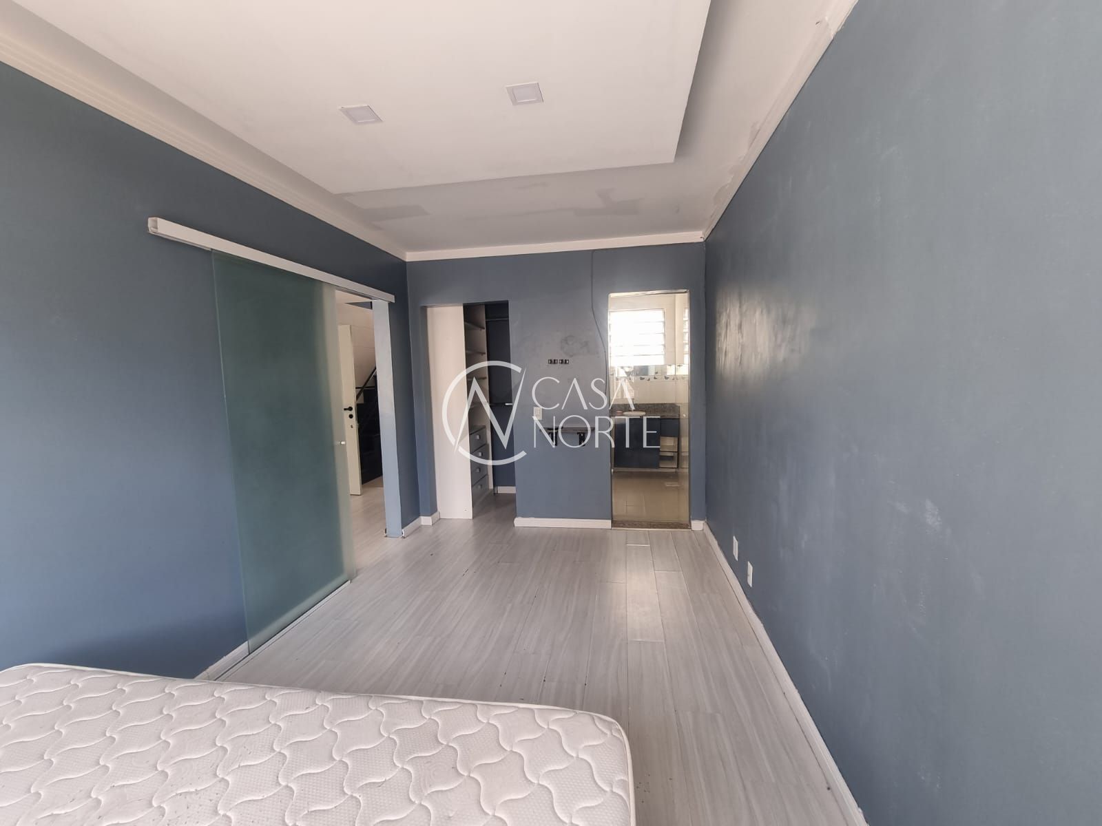 Cobertura à venda com 2 quartos, 90m², 1 suíte, 1 vaga, Rua Aliança no bairro Jardim Lindóia em Porto Alegre