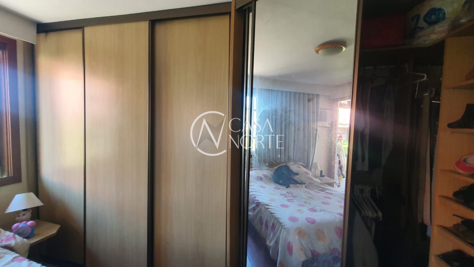 Casa de Condomínio à venda com 3 quartos, 135m², 1 suíte, 2 vagas, Avenida da Cavalhada no bairro Cavalhada em Porto Alegre