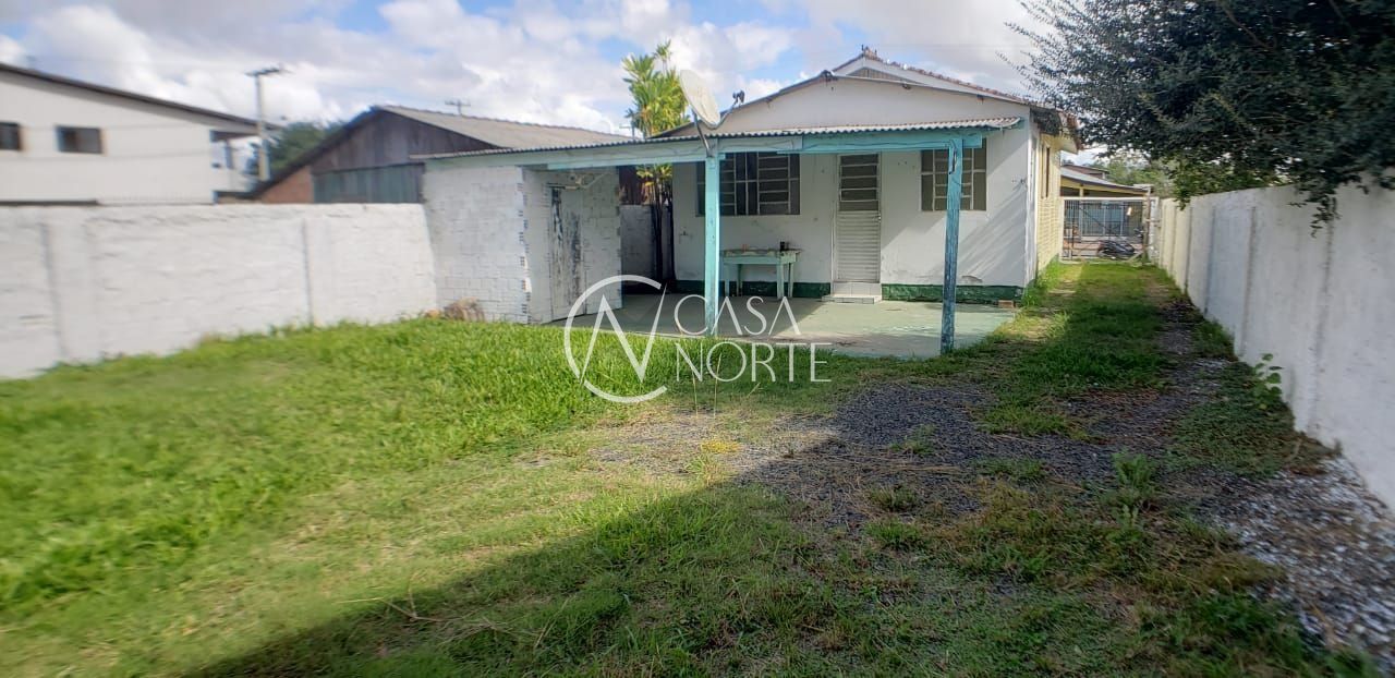 Casa à venda com 2 quartos, 85m², 3 vagas, Rua Reinaldo Muller no bairro Ponta Grossa em Porto Alegre