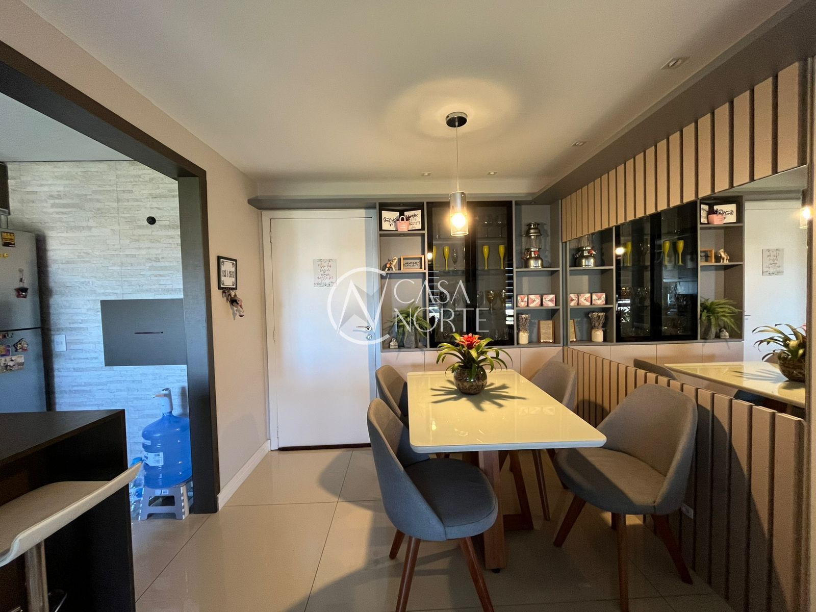 Apartamento à venda com 3 quartos, 71m², 1 suíte, 1 vaga, Avenida da Cavalhada no bairro Cavalhada em Porto Alegre