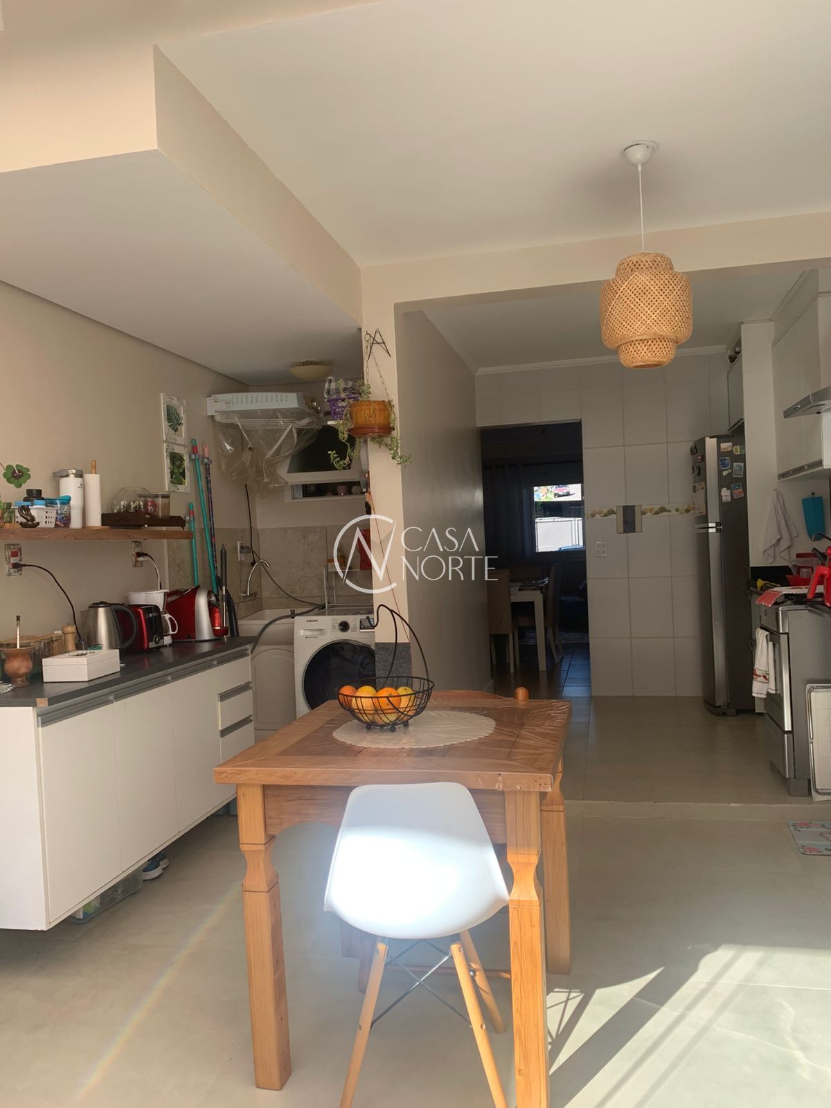 Casa à venda com 2 quartos, 138m², 2 suítes, 2 vagas, Rua Irmão Jaime Biazus no bairro Guarujá em Porto Alegre