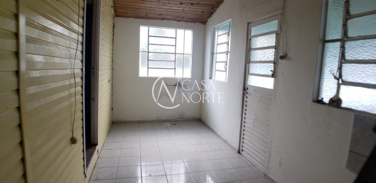 Casa à venda com 2 quartos, 85m², 3 vagas, Rua Reinaldo Muller no bairro Ponta Grossa em Porto Alegre