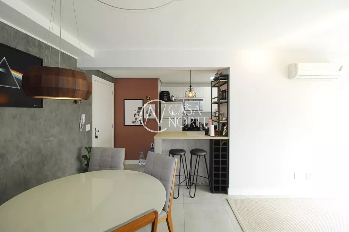 Apartamento à venda com 2 quartos, 61m², 1 suíte, 2 vagas, Rua Doutor Eduardo Chartier no bairro Passo da Areia em Porto Alegre