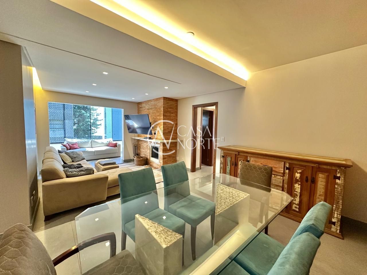 Cobertura à venda com 3 quartos, 251m², 2 suítes, 2 vagas, Rua Dom Pedro II no bairro Higienópolis em Porto Alegre