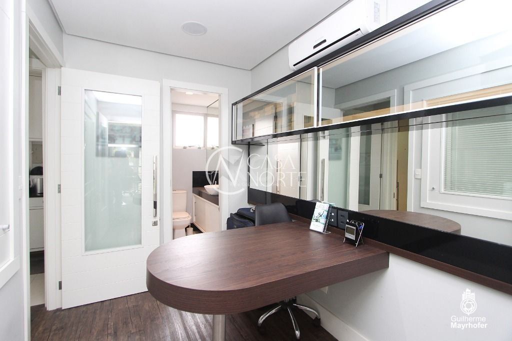 Sala Comercial à venda , 56m², 1 vaga, Rua José de Alencar no bairro Menino Deus em Porto Alegre