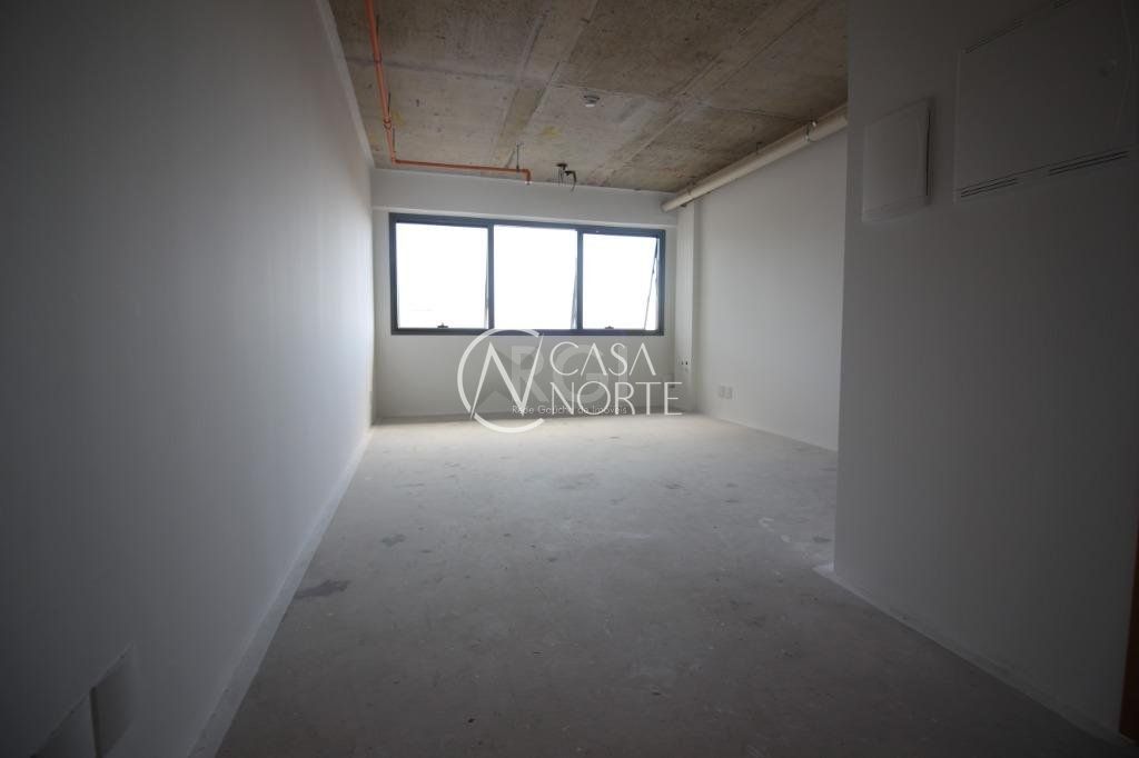 Sala Comercial à venda , 32m², Avenida Assis Brasil no bairro Cristo Redentor em Porto Alegre