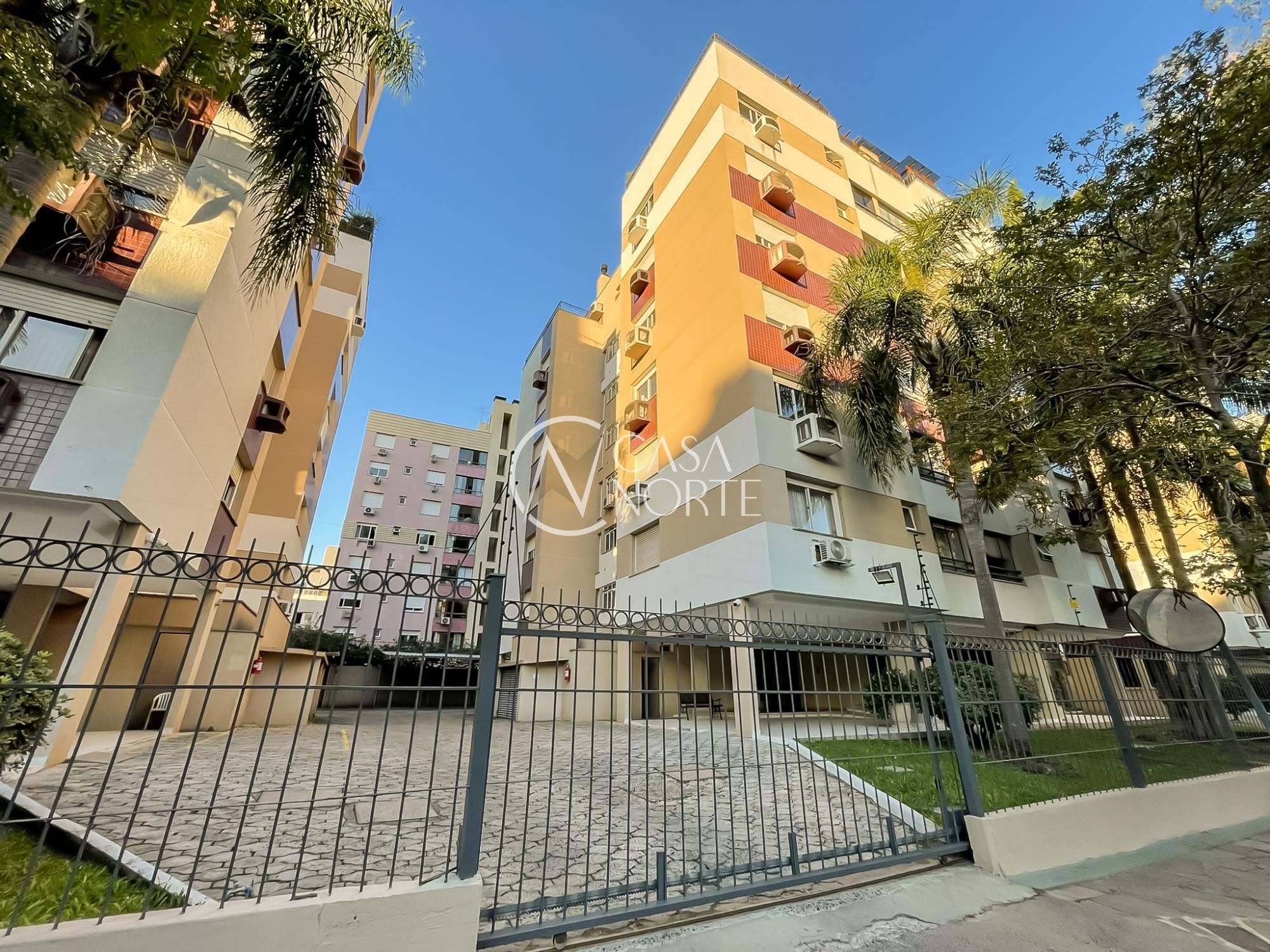 Cobertura à venda com 3 quartos, 228m², 1 suíte, 1 vaga, Rua Afonso Taunay no bairro Boa Vista em Porto Alegre