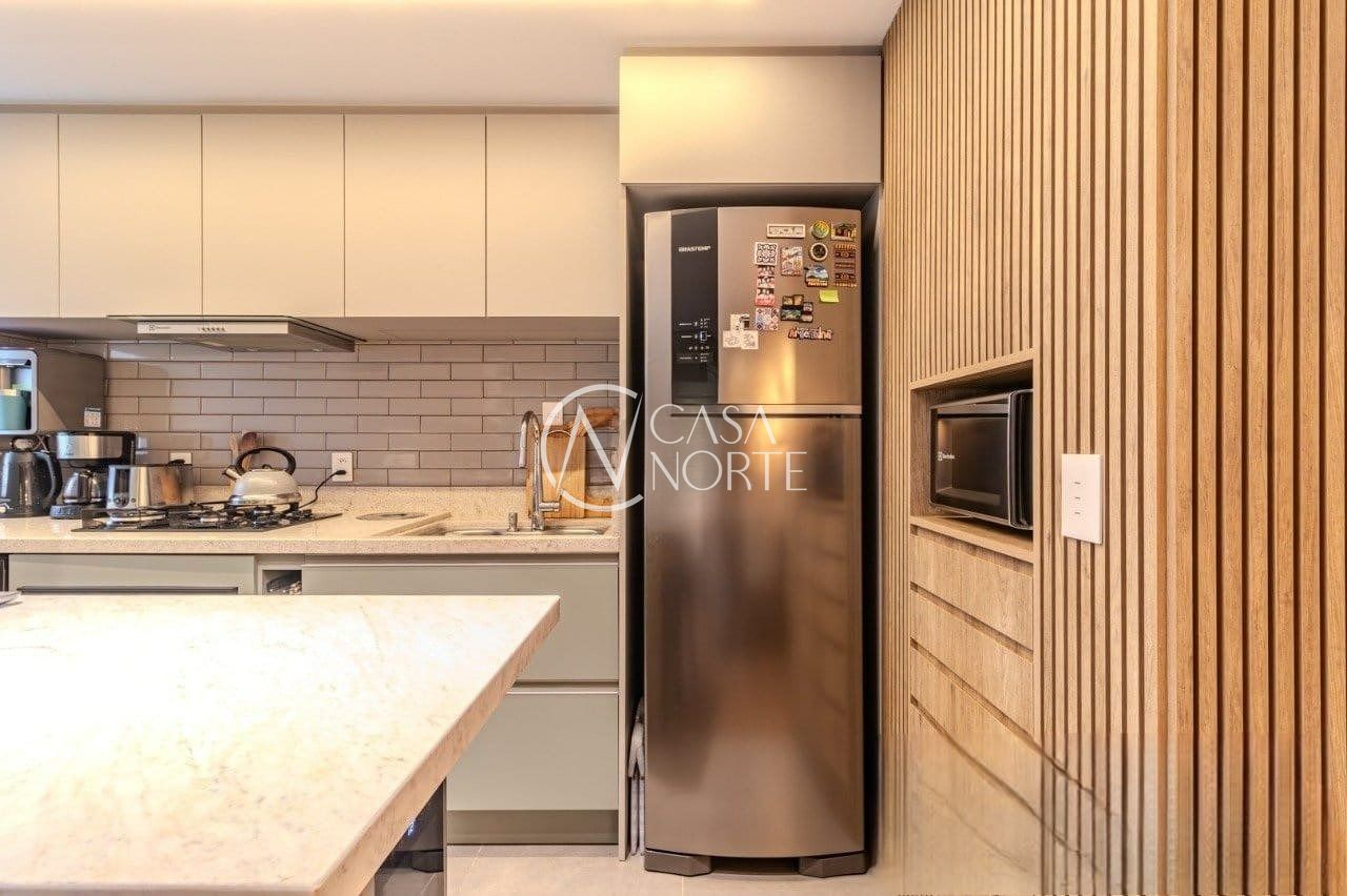 Apartamento à venda com 2 quartos, 56m², 1 suíte, 2 vagas, Rua Jerônymo Zelmanovitz no bairro São Sebastião em Porto Alegre