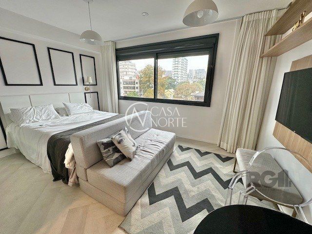Apartamento à venda com 1 quarto, 28m², 1 vaga, Tenente Coronel Fabricio Pillar no bairro Mont Serrat em Porto Alegre