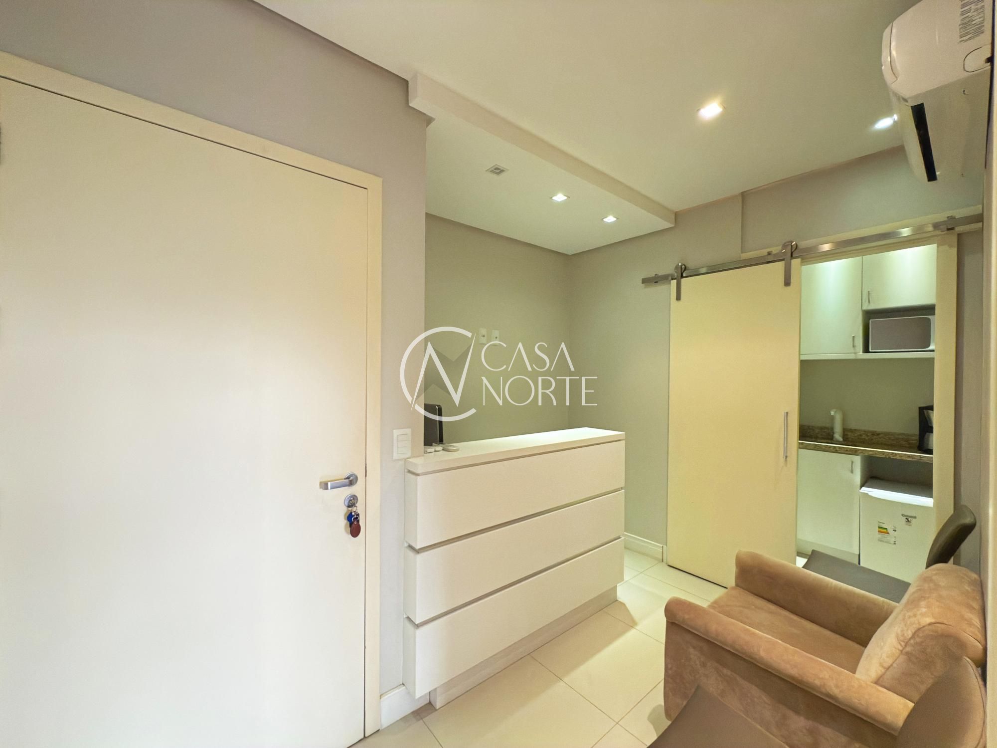 Sala Comercial à venda com 1 quarto, 37m², 1 vaga, Avenida Coronel Lucas de Oliveira no bairro Bela Vista em Porto Alegre