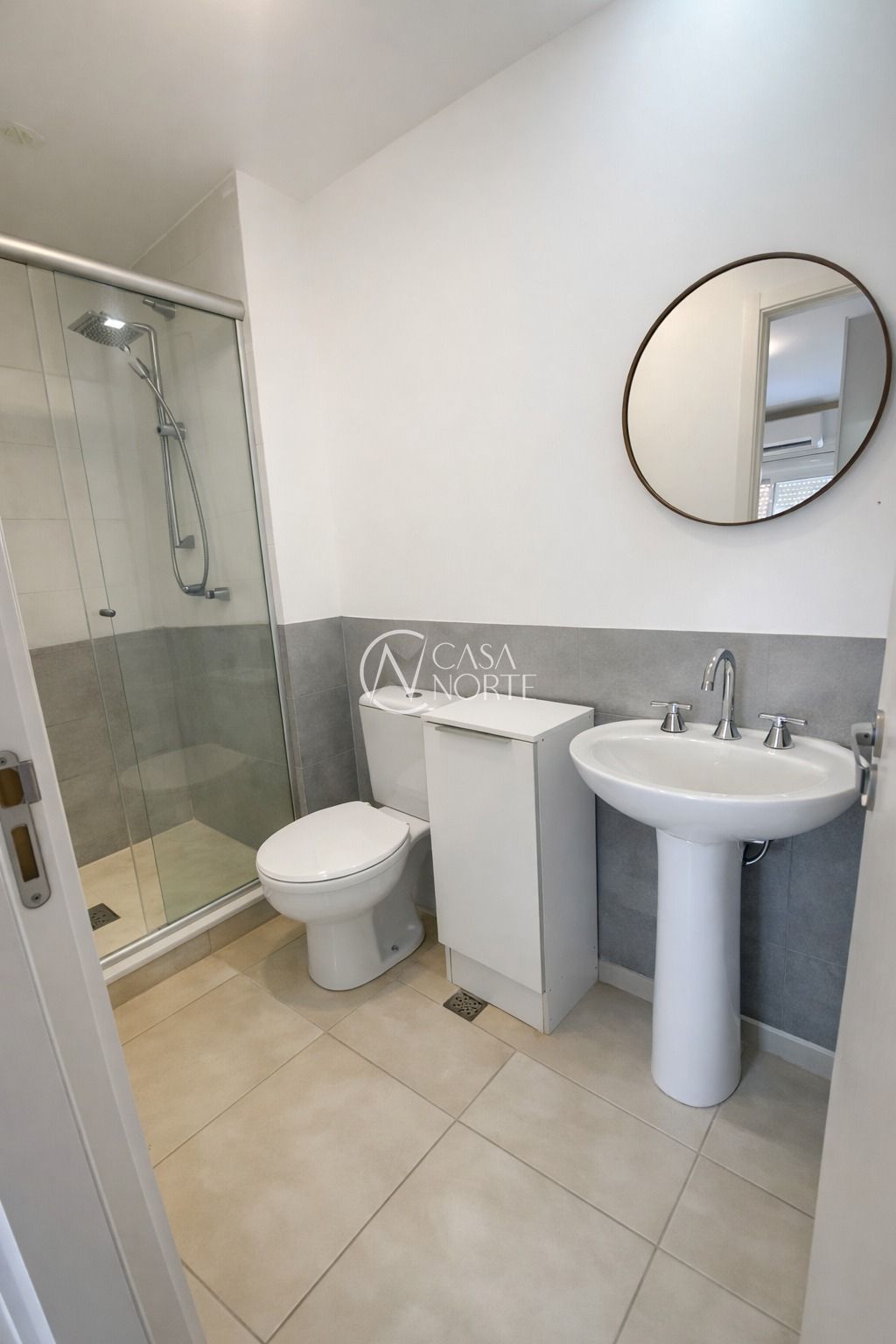 Apartamento à venda com 2 quartos, 53m², 1 suíte, 1 vaga, Avenida Florianópolis no bairro Azenha em Porto Alegre