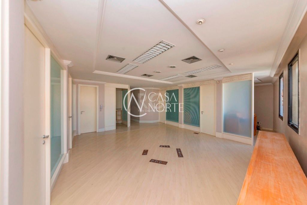 Sala Comercial à venda , 127m², 2 vagas, Avenida Luiz Manoel Gonzaga no bairro Petrópolis em Porto Alegre