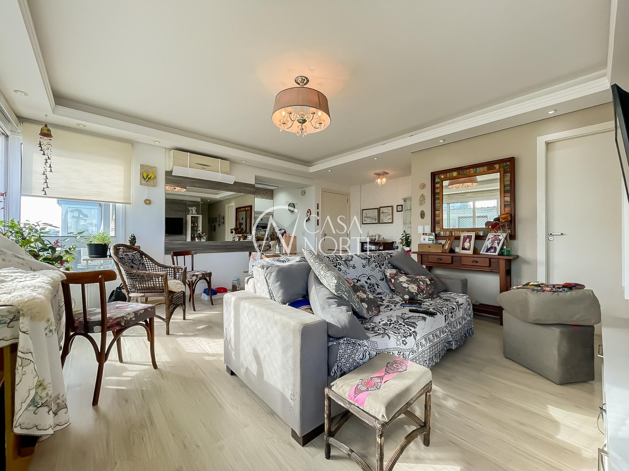 Apartamento à venda com 2 quartos, 71m², 1 suíte, 1 vaga, Rua Professor Cristiano Fischer no bairro Petrópolis em Porto Alegre