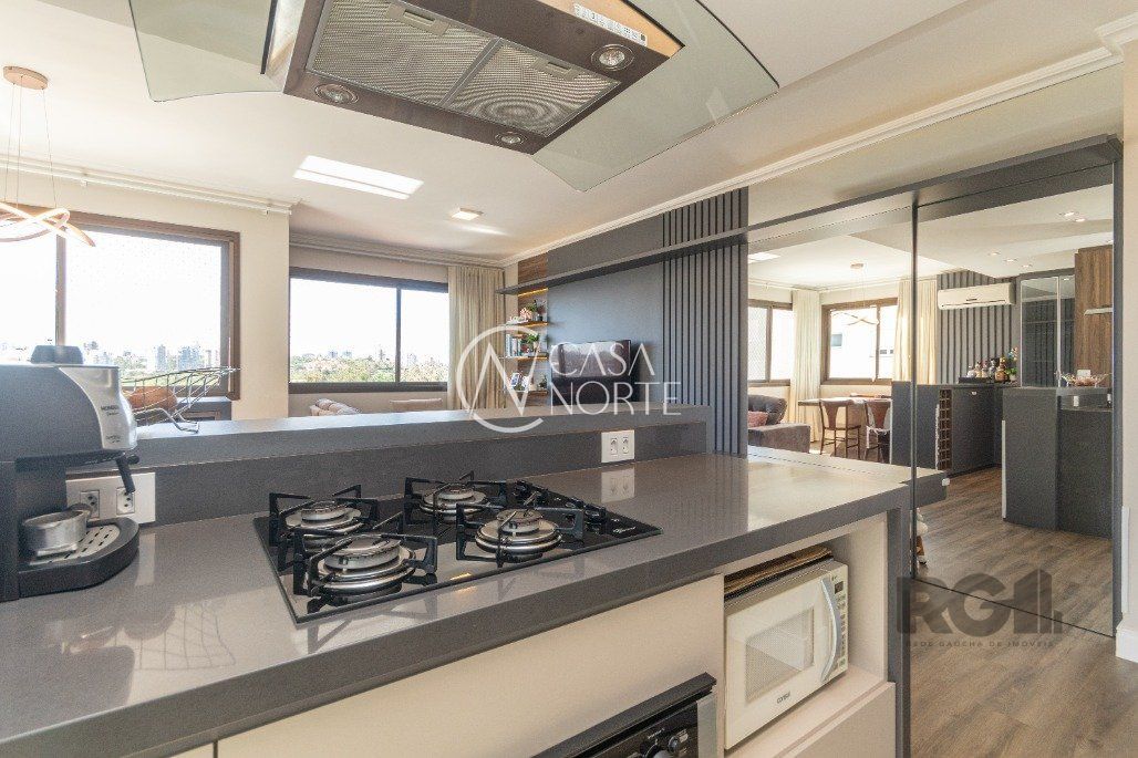 Apartamento à venda com 3 quartos, 82m², 1 suíte, 2 vagas, Rua Professor Freitas Cabral no bairro Jardim Botânico em Porto Alegre