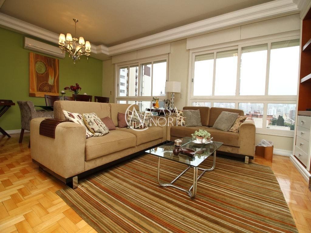 Apartamento à venda com 3 quartos, 114m², 1 suíte, 3 vagas, Rua Felipe de Oliveira no bairro Petrópolis em Porto Alegre