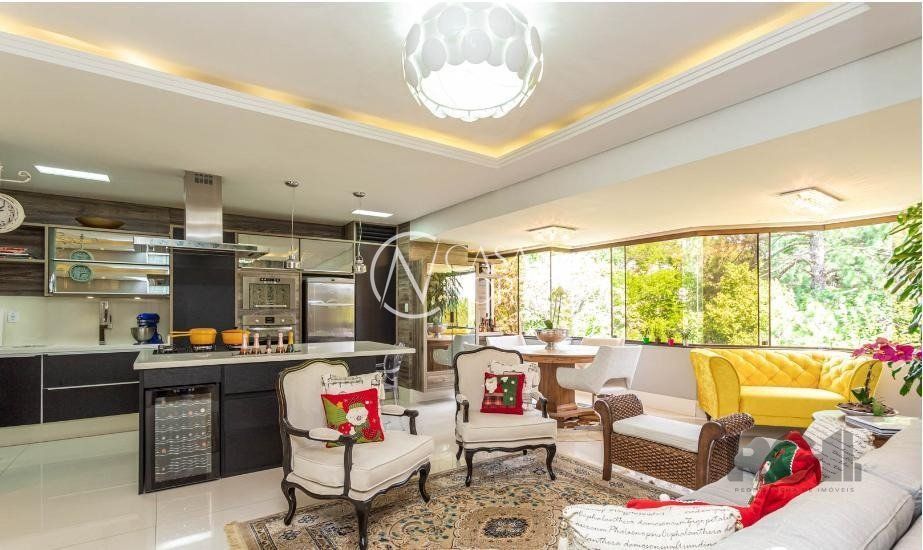 Cobertura à venda com 3 quartos, 251m², 1 suíte, 3 vagas, Avenida Nestor Valdman no bairro Jardim Itu em Porto Alegre