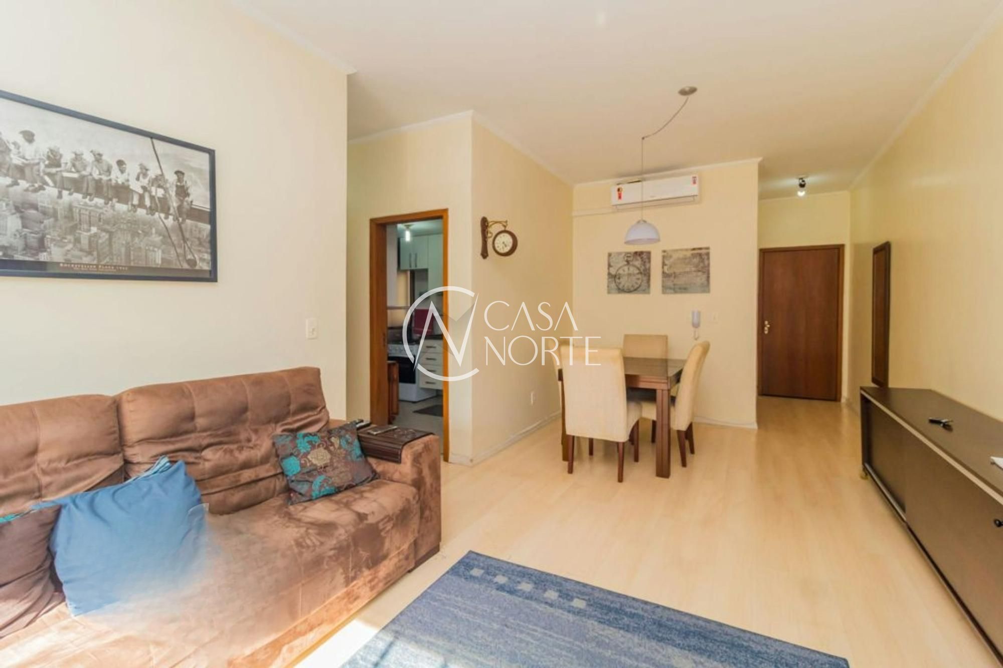 Apartamento à venda com 2 quartos, 78m², 1 suíte, 2 vagas, Avenida Coronel Lucas de Oliveira no bairro Petrópolis em Porto Alegre