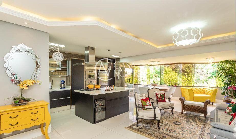 Cobertura à venda com 3 quartos, 251m², 1 suíte, 3 vagas, Avenida Nestor Valdman no bairro Jardim Itu em Porto Alegre