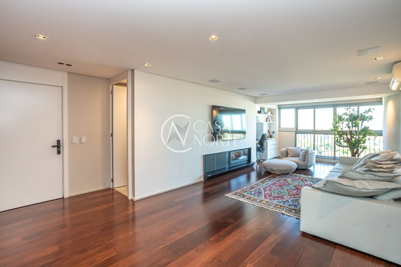 Apartamento à venda com 4 quartos, 172m², 3 suítes, 3 vagas, Avenida Luiz Manoel Gonzaga no bairro Três Figueiras em Porto Alegre