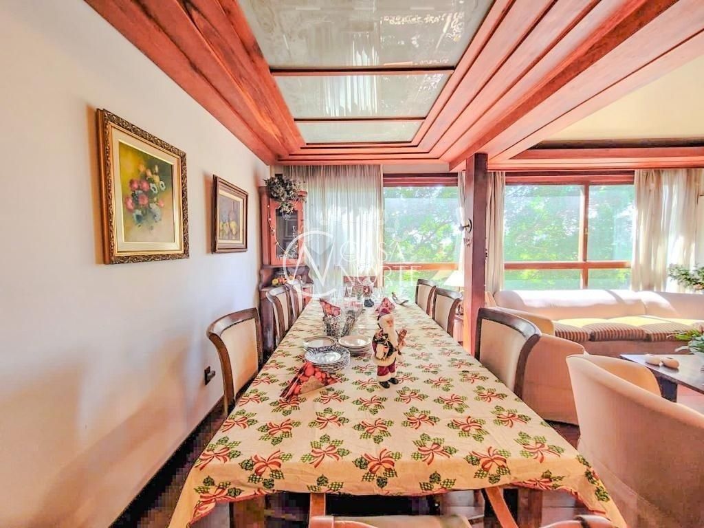 Apartamento à venda com 3 quartos, 127m², 1 suíte, 1 vaga, Rua Engenheiro Álvaro Nunes Pereira no bairro Moinhos de Vento em Porto Alegre