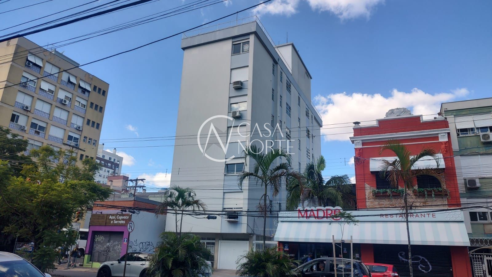 Apartamento à venda com 3 quartos, 92m², 1 suíte, 1 vaga, Avenida Venâncio Aires no bairro Azenha em Porto Alegre