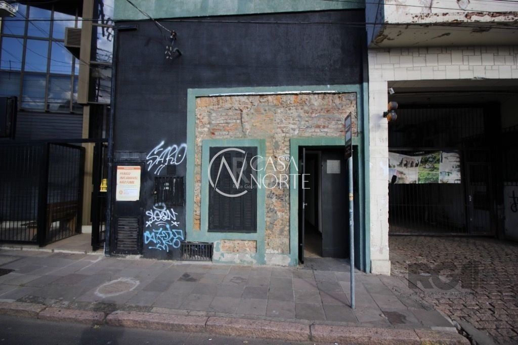 Prédio Comercial à venda , 210m², Travessa do Carmo no bairro Cidade Baixa em Porto Alegre