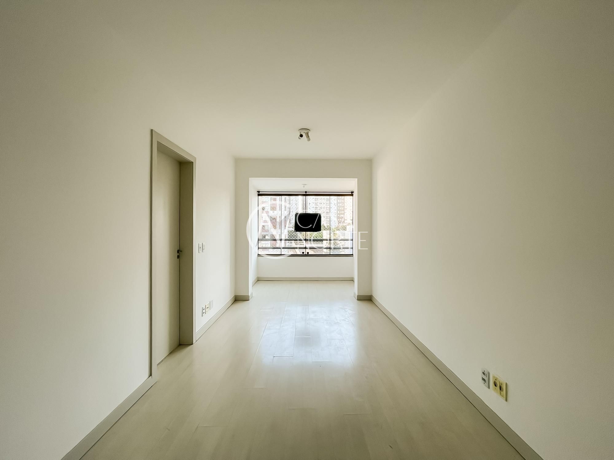 Apartamento à venda com 2 quartos, 119m², 1 suíte, 1 vaga, Rua Afonso Taunay no bairro Boa Vista em Porto Alegre