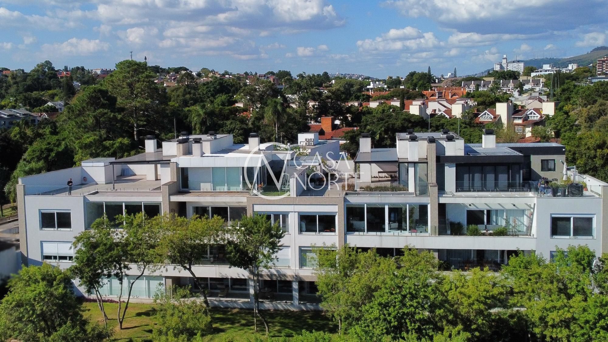 Cobertura à venda com 3 quartos, 385m², 3 suítes, 3 vagas, Rua General Rondon no bairro Tristeza em Porto Alegre