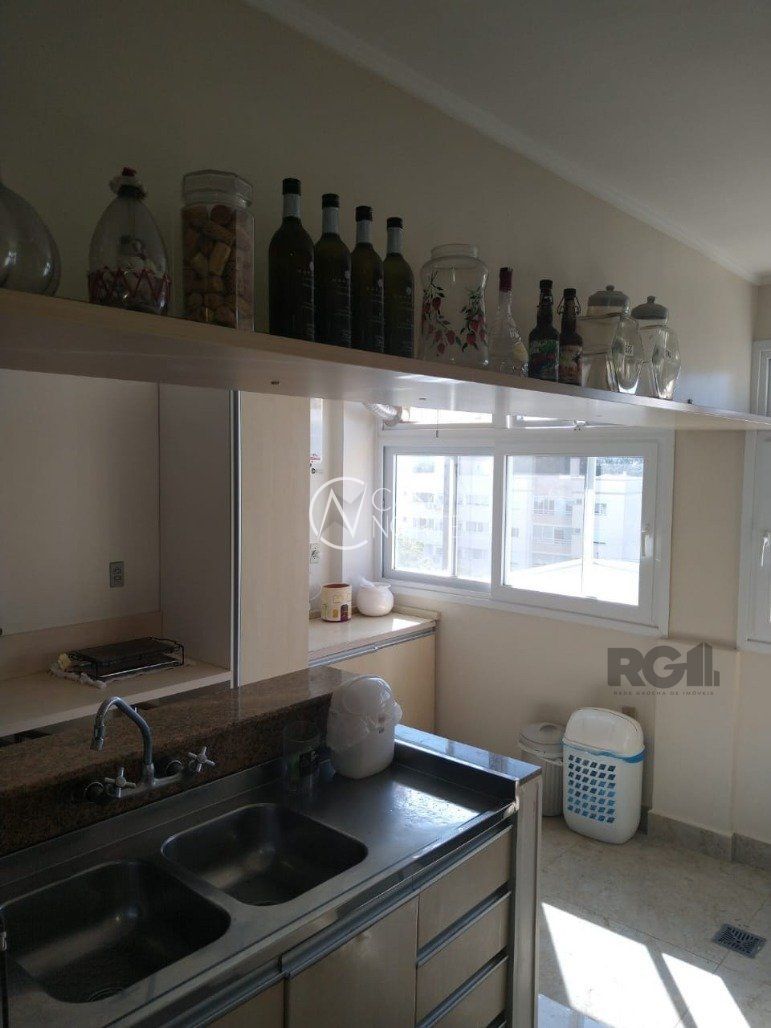 Cobertura à venda com 4 quartos, 350m², 4 suítes, 14 vagas, Rua Barão do Amazonas no bairro Petrópolis em Porto Alegre