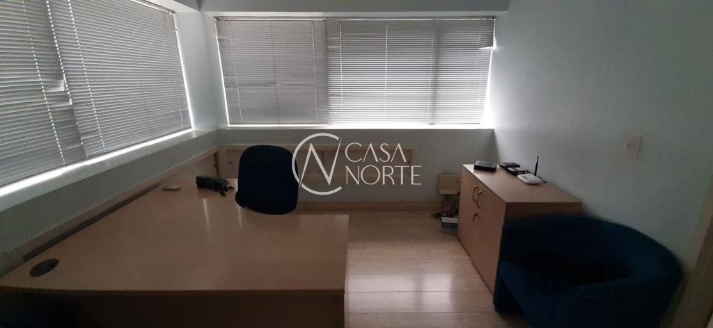 Sala Comercial à venda , 37m², Avenida Cristóvão Colombo no bairro Floresta em Porto Alegre
