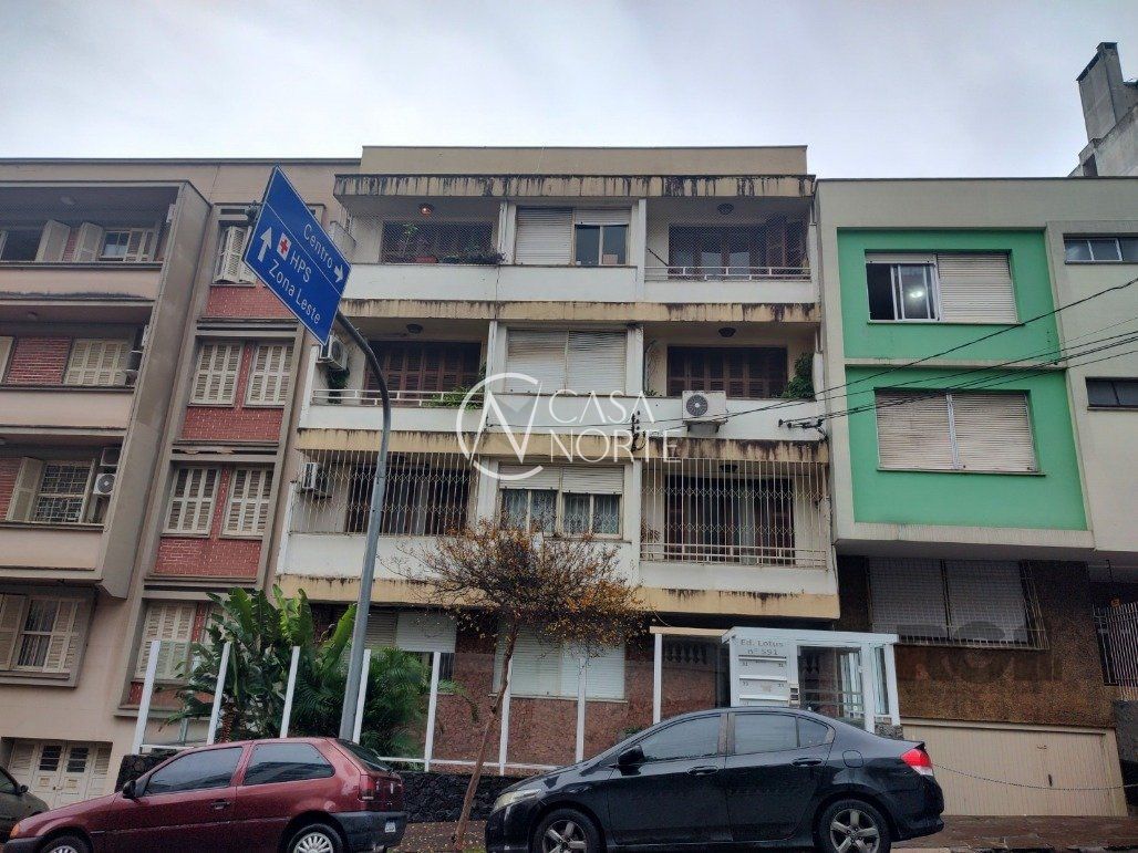 Apartamento à venda com 2 quartos, 77m², Rua Santo Antônio no bairro Floresta em Porto Alegre