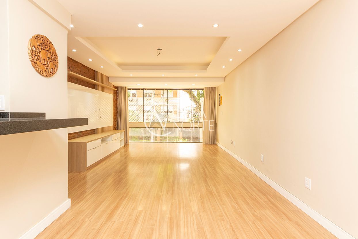 Apartamento à venda com 2 quartos, 89m², 1 suíte, 2 vagas, Rua Barão do Amazonas no bairro Petrópolis em Porto Alegre