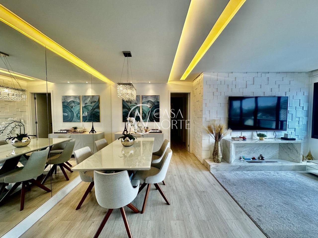 Apartamento à venda com 3 quartos, 102m², 1 suíte, 2 vagas, Rua Acélio Daudt no bairro Passo da Areia em Porto Alegre