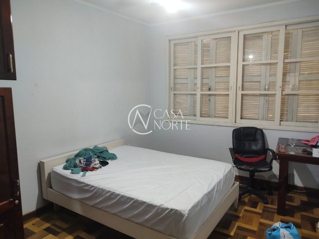 Apartamento à venda com 2 quartos, 77m², Rua Santo Antônio no bairro Floresta em Porto Alegre