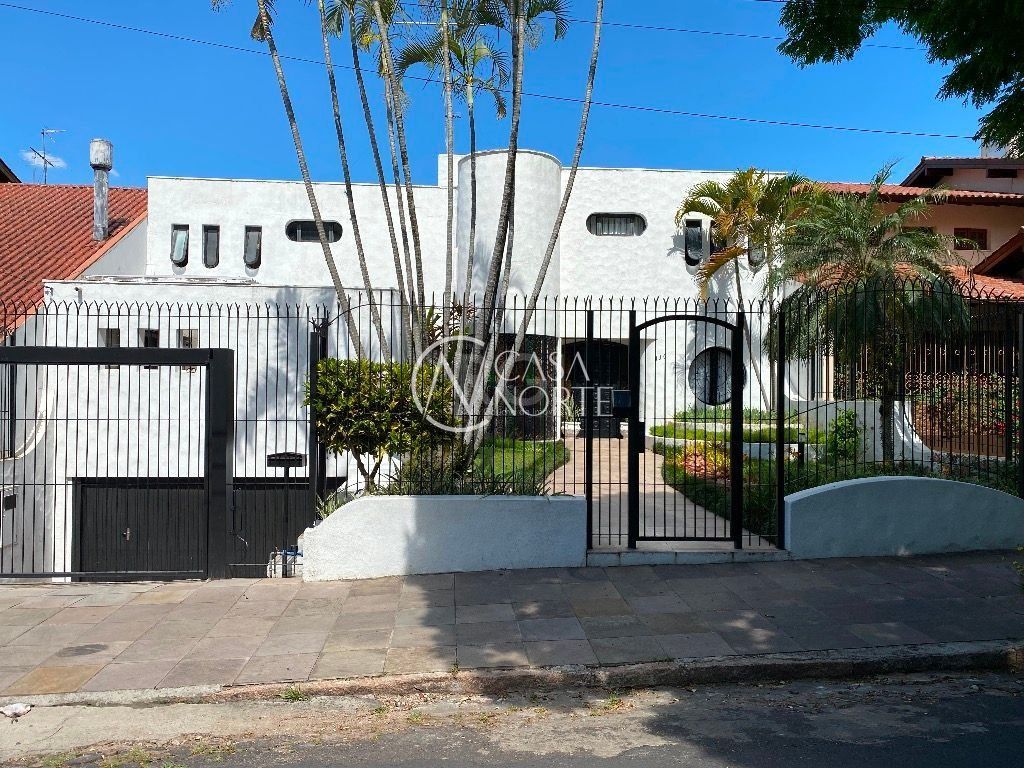 Casa à venda com 4 quartos, 484m², 4 vagas, Rua Gregor Mendel no bairro Boa Vista em Porto Alegre