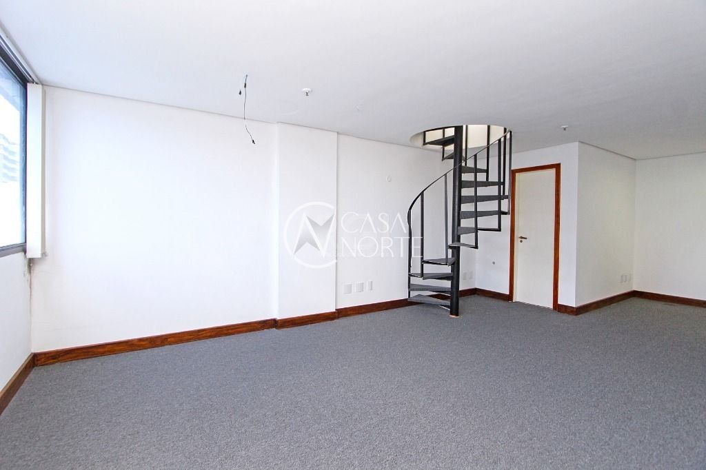 Sala Comercial à venda , 131m², 2 vagas, Avenida Carlos Gomes no bairro Petrópolis em Porto Alegre