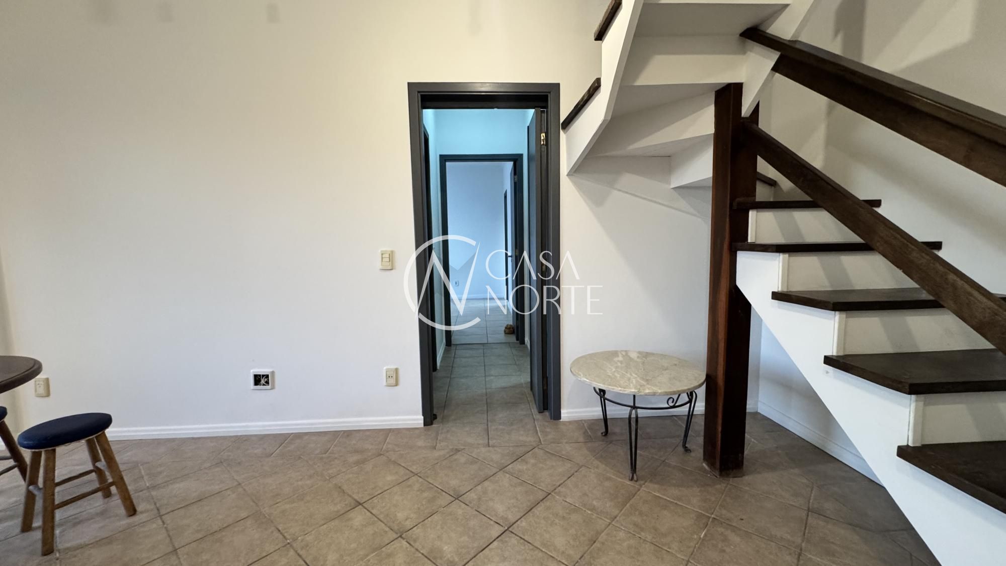 Cobertura à venda com 3 quartos, 160m², 1 suíte, 2 vagas, Avenida General Barreto Viana no bairro Chácara das Pedras em Porto Alegre