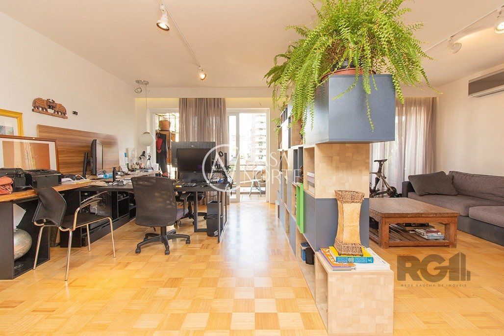 Apartamento à venda com 3 quartos, 166m², 3 suítes, 2 vagas, Rua Marquês do Pombal no bairro Moinhos de Vento em Porto Alegre