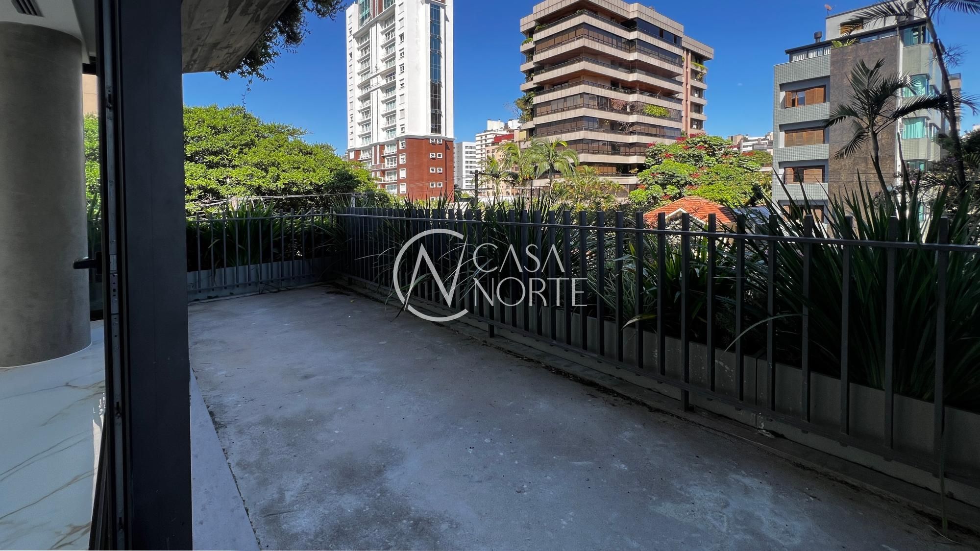 Apartamento Garden à venda com 4 quartos, 426m², 4 suítes, 3 vagas, Rua Pedro Chaves Barcelos no bairro Auxiliadora em Porto Alegre