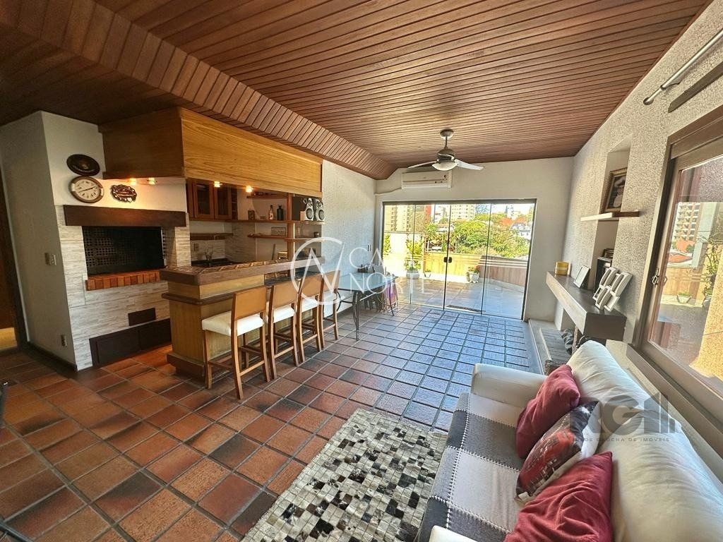 Cobertura à venda com 4 quartos, 280m², 1 suíte, 2 vagas, Rua Anita Garibaldi no bairro Boa Vista em Porto Alegre